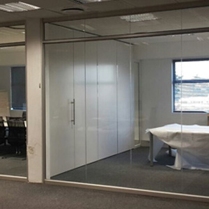 Frameless door