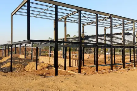 Aluminium framing installation at Mkondeni commercial development, KZN by 3MC Services
